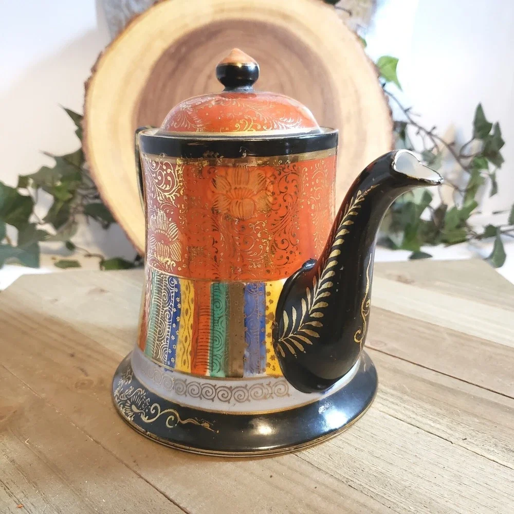 Vintage Ornate Hand Painted Japanese Teapot Low Spout‎ Style Multicolor